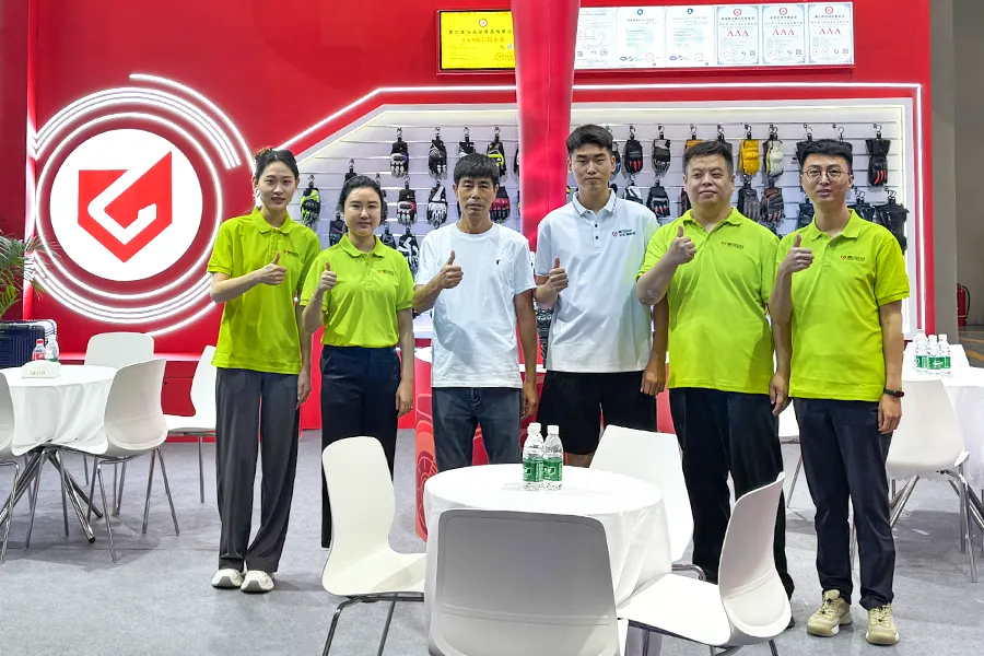 Dark Horse Glove Supplier